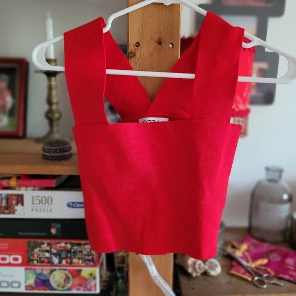 Seek the label bandage red crop top - S